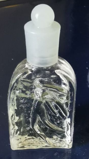 Miniature Fleur d'eau Rochas
