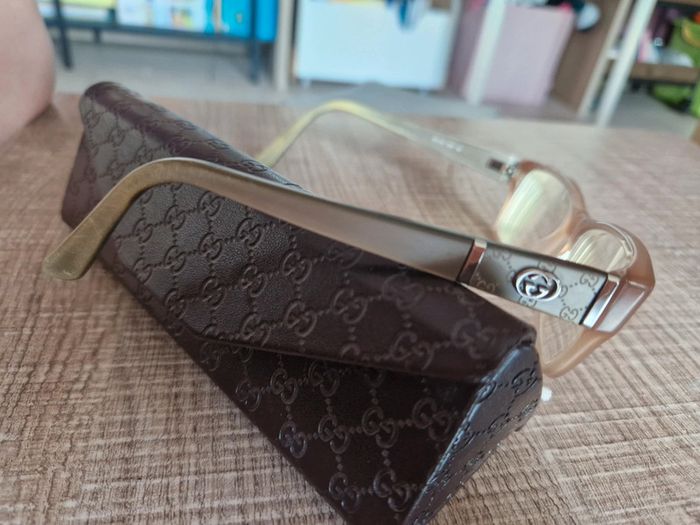 Monture de lunettes Gucci en super état - photo numéro 10