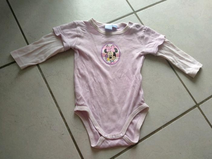 Lot de 2 bodys manches longues. Disney baby. Bébé 6 mois - photo numéro 5