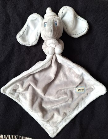 DOUDOU DIMBO / MOUCHOIR - DISNEY