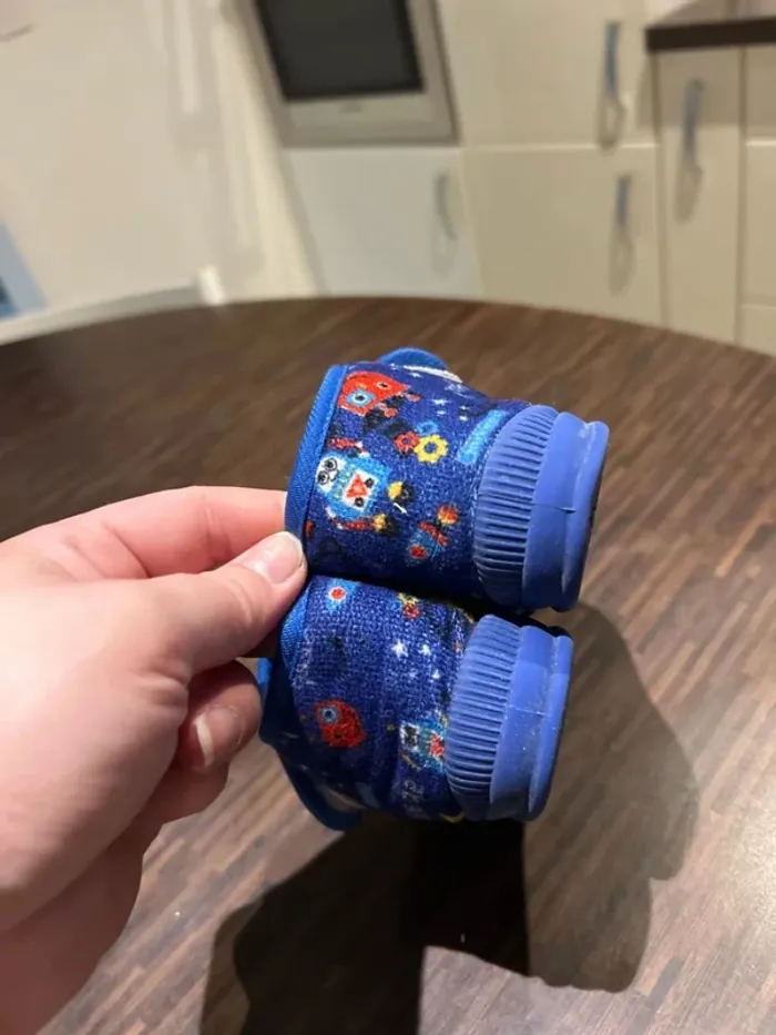 Chaussons à scratch enfant garcon thème robot espace taille 23 - photo numéro 12