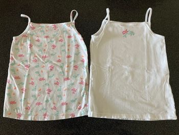 2 débardeurs sous vêtement fille 6 ans DPAM