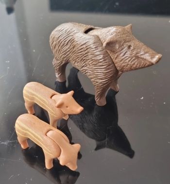 Sanglier et ses petits playmobil