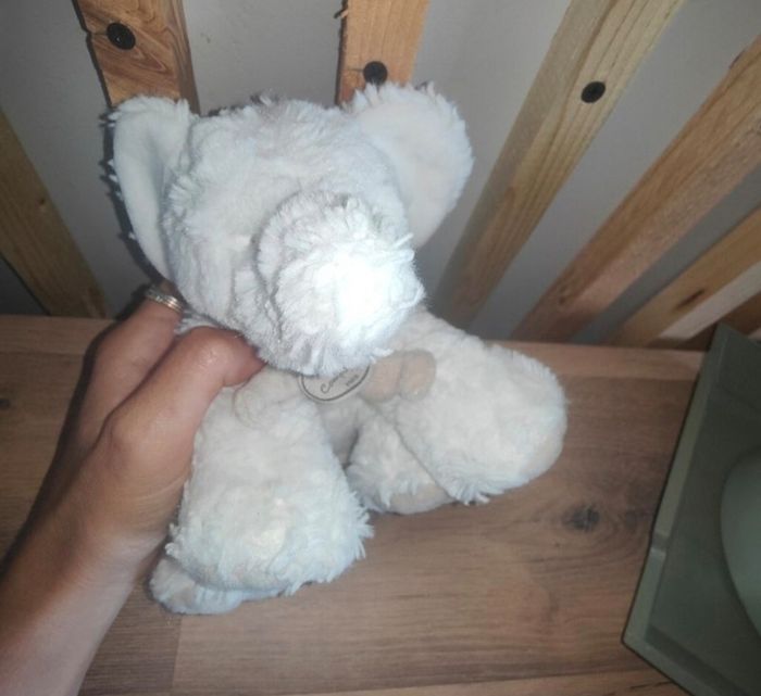 Elephant blanc doudou et compagnie