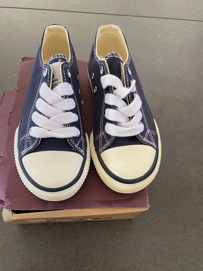 Victoria Basket en toile basse neuves dans la boite