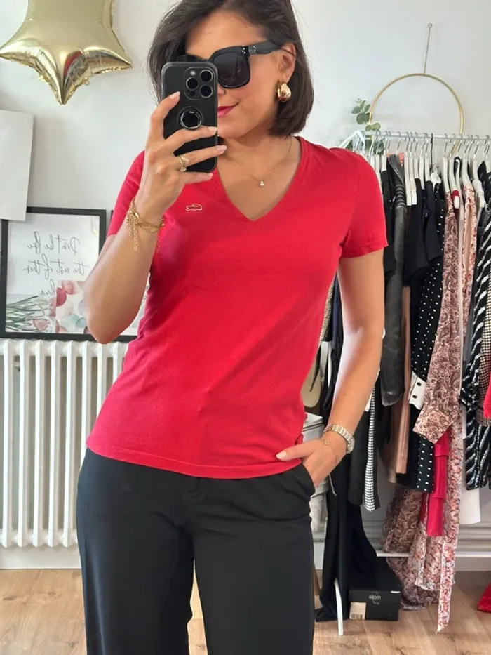 T-shirt Lacoste rouge taille 36 - photo numéro 3