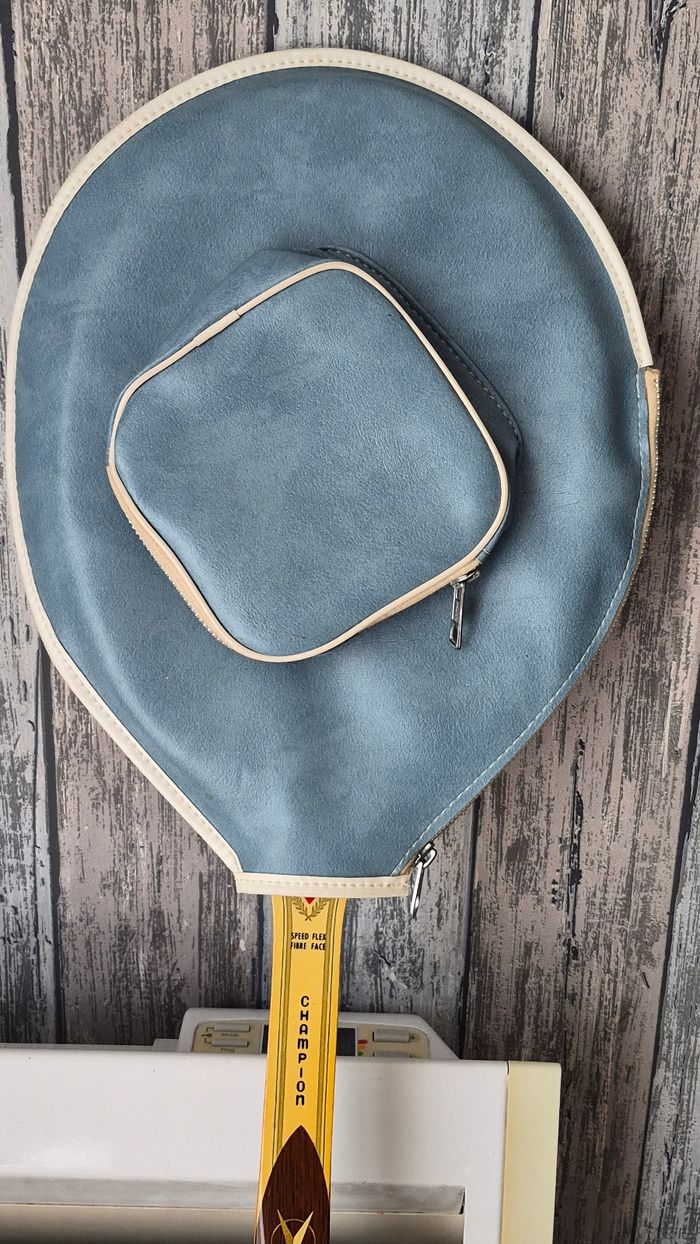 Raquette de tennis vintage DONNAY - photo numéro 1
