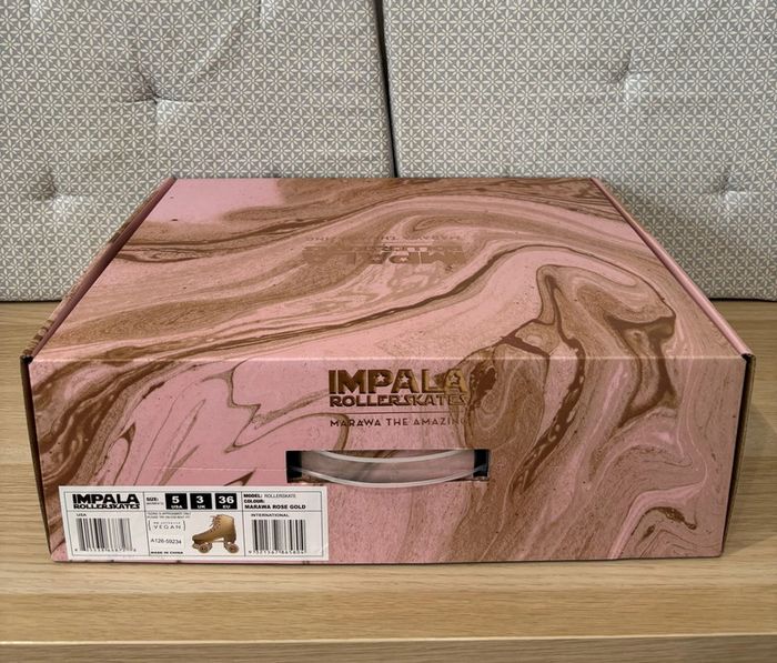 Paire de Rollerskates "Marawa Rose Gold" Taille 36 - photo numéro 2