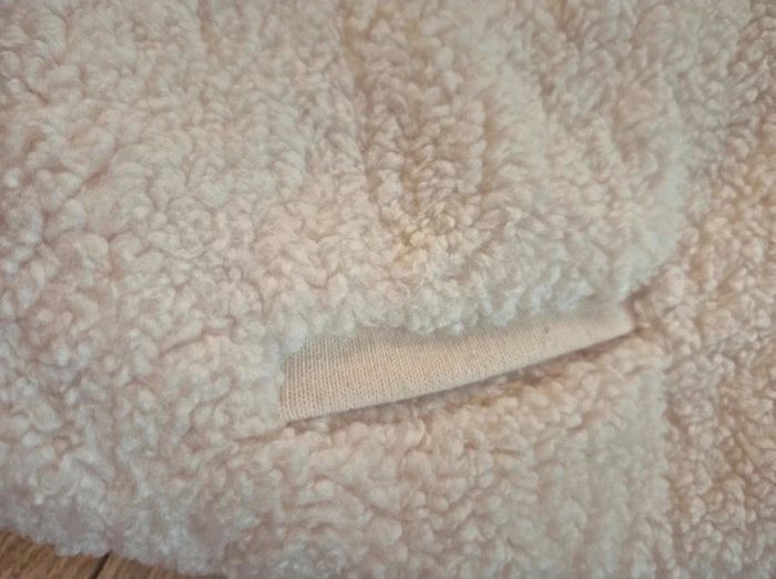 Manteau ouatiné façon mouton Vertbaudet 18 mois (81 cm)  Neuf - photo numéro 2