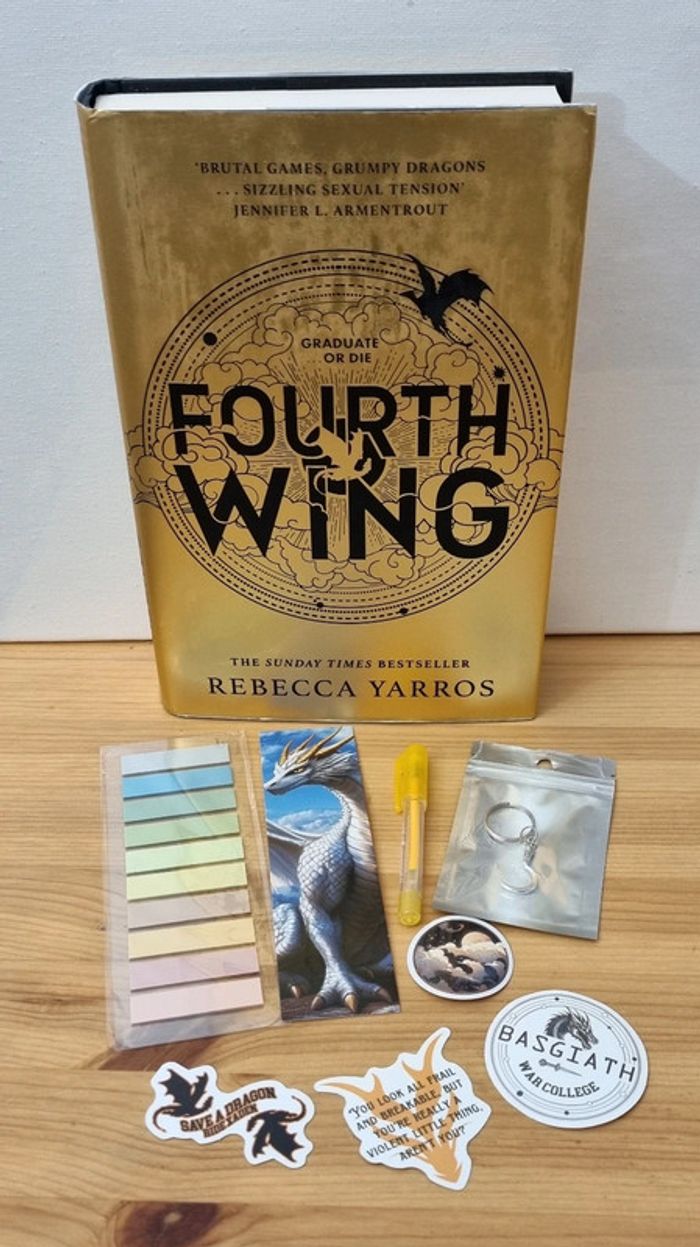 Fourth wing hardcover + Goodies