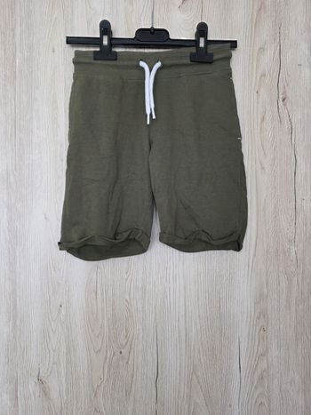 SHORT GARÇON 👦 KAKI TRÈS PEU PORTER 5ANS MARQUE U ESSENTIEL