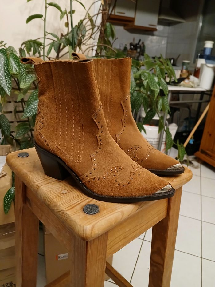 Jolie bottine - photo numéro 2