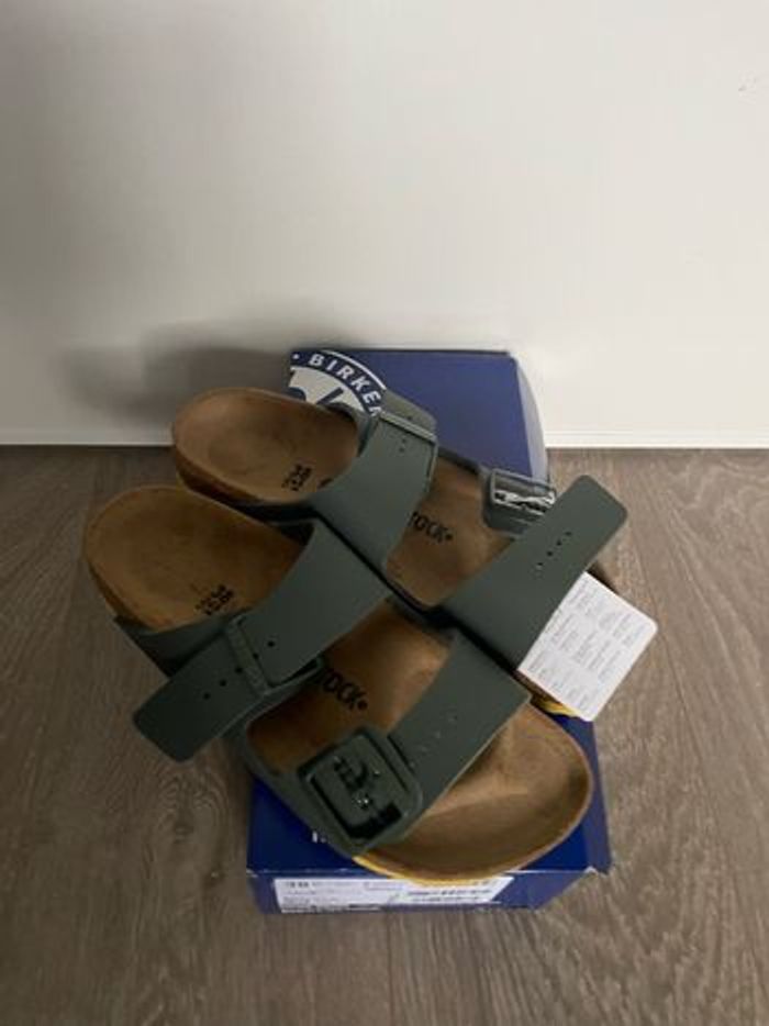 Chaussures sandales de la marque Birkenstock pointure 38 modèle Arizona kids - photo numéro 3