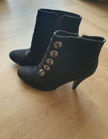Chaussures à talons noires de la marque Jacqueline Riu en taille 36