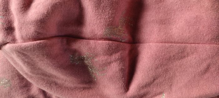 Sweats à capuche kiabi et lili Marelle 12 ans 10 euros les 2 - photo numéro 4