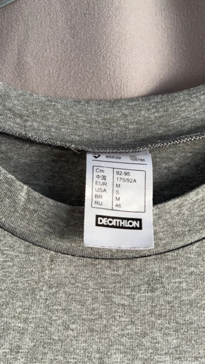 Tee-shirt - photo numéro 3
