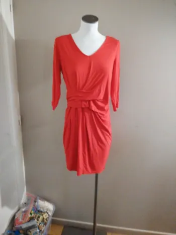 Robe rouge à manches 3/4 Morgan taille 38