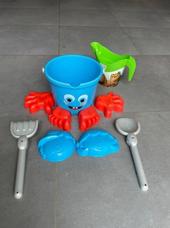 Lot jeux jouets plage vert bleu