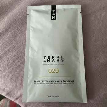 Poudre exfoliante au café