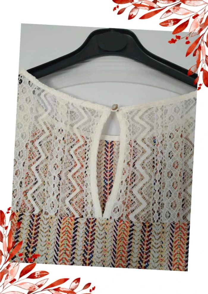 Robe fluide détail dentelle - photo numéro 4