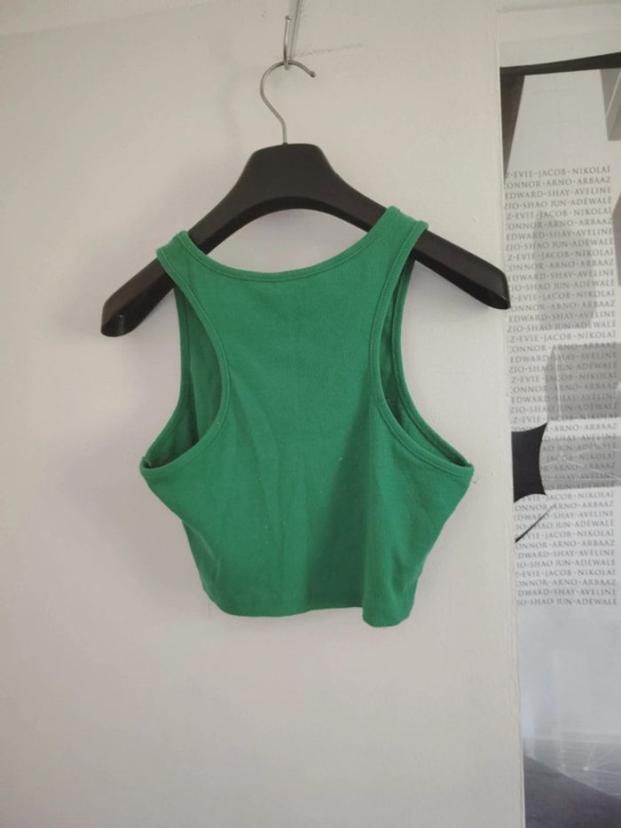Crop top shein XS - photo numéro 3