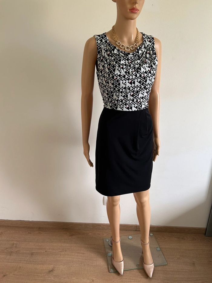 Robe noire et blanche sans manches Esprit taille française S jamais portée - photo numéro 4