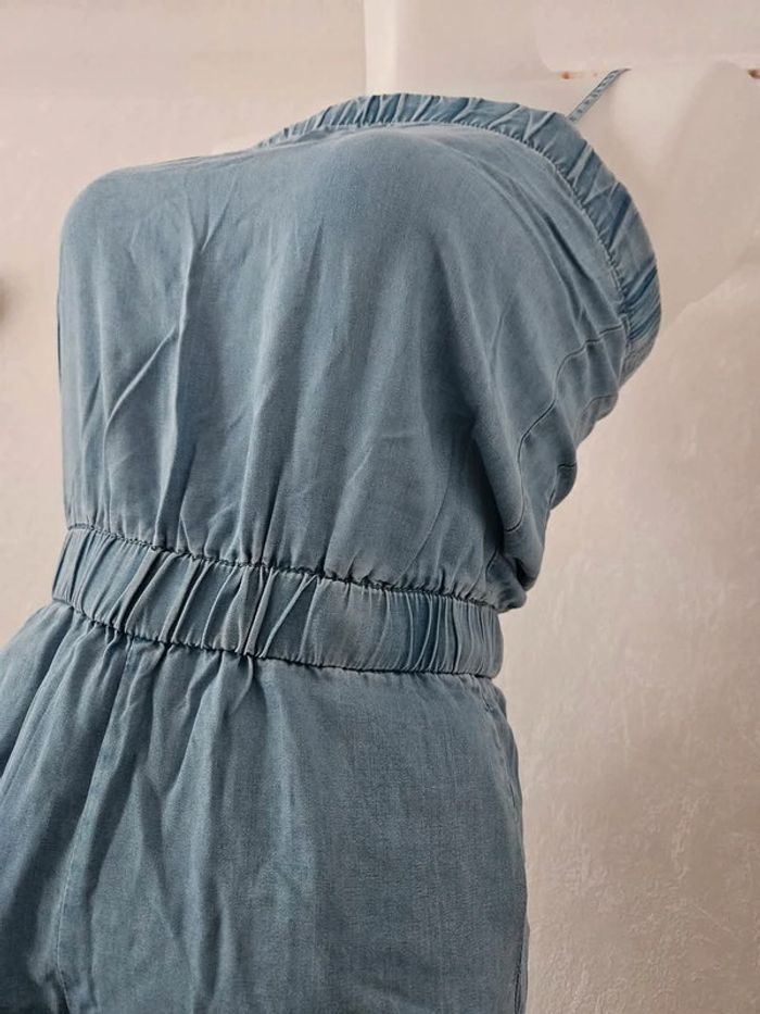 Combinaison à bretelles
Le temps des cerises
Taille : XXS.
Avec 2 poches. - photo numéro 2