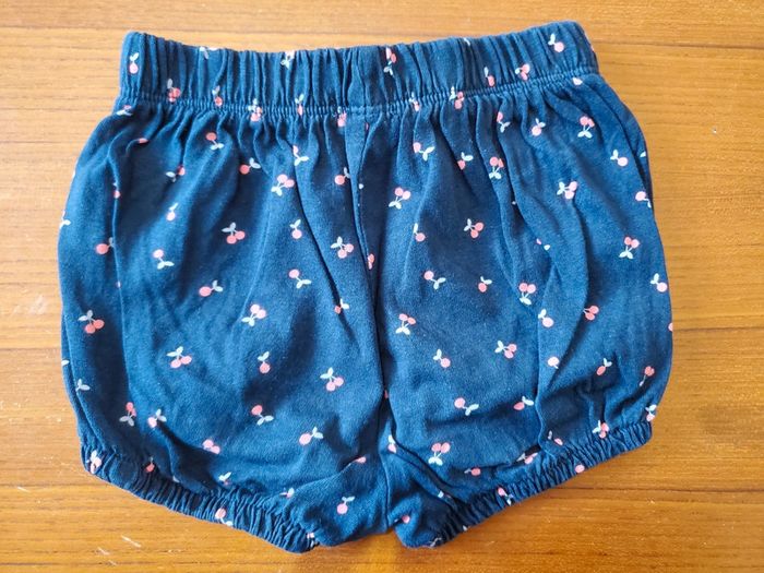 Short cerises 12mois - photo numéro 2
