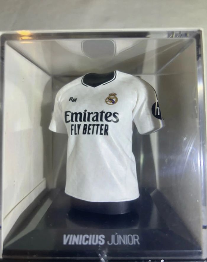 Figurine Vinicius
