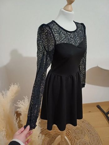Petite robe noire avec dentelle Cache cache taille S 36