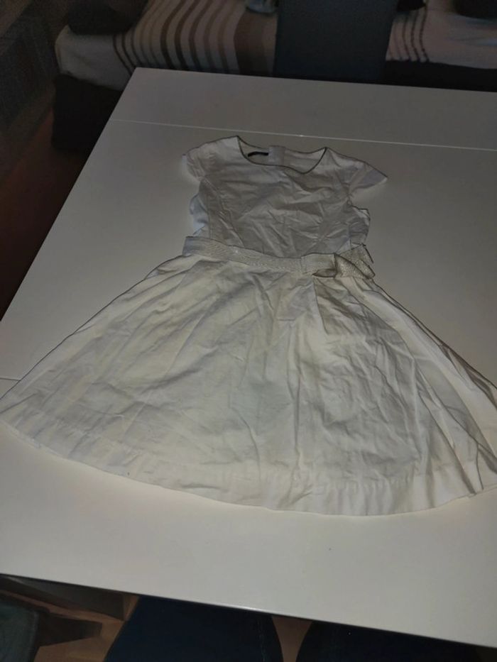 Robe cérémonie idéale mariage blanche noeud or Okaïdi 8 ans - photo numéro 2