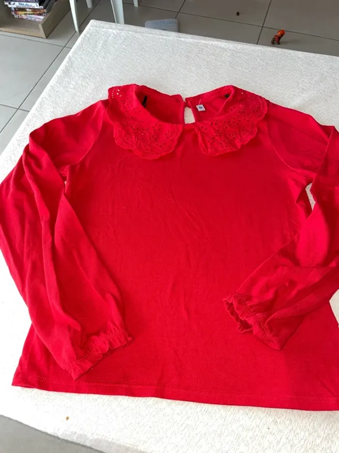 T-shirt col Claudine, dentelle, 10 ans, neuf - photo numéro 2
