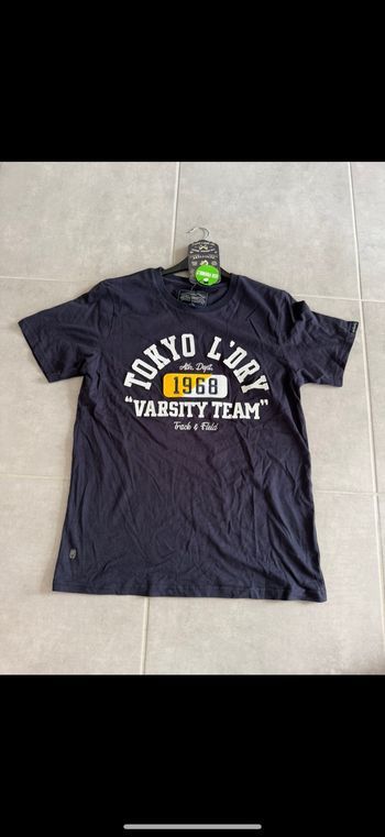 Tee shirt manches courtes
