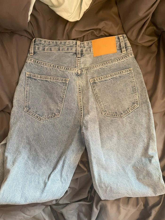 Jean Mom Fit Délavé Taille Haute – Tendance & Jamais Porté - photo numéro 2