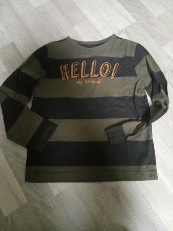 T-shirt garçon manches longues Kiabi 8 ans très