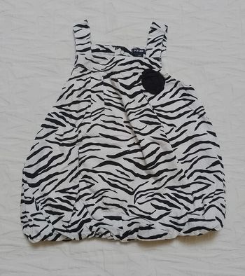 Kiabi robe zèbre  fleur noire 6 mois