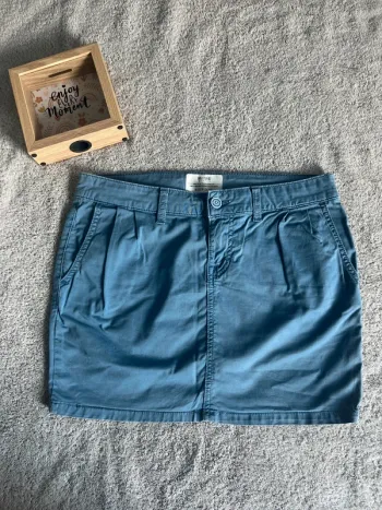 👗 Jupe courte Mustang Maren Chino Skirt bleue – Taille 28 (38), style casual chic