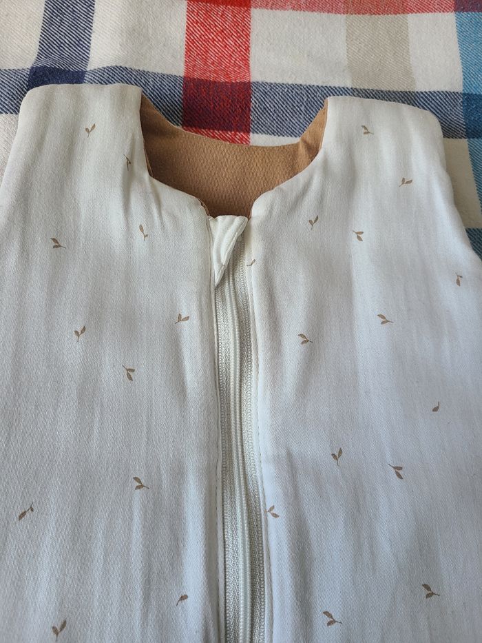 Jolie gigoteuse Cam Cam Copenhagen motif design minimaliste - photo numéro 3