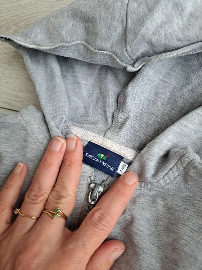 Lot pulls 4ans hiver - photo numéro 10