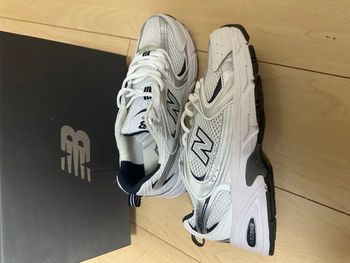 New Balance 530 -- Taille 43