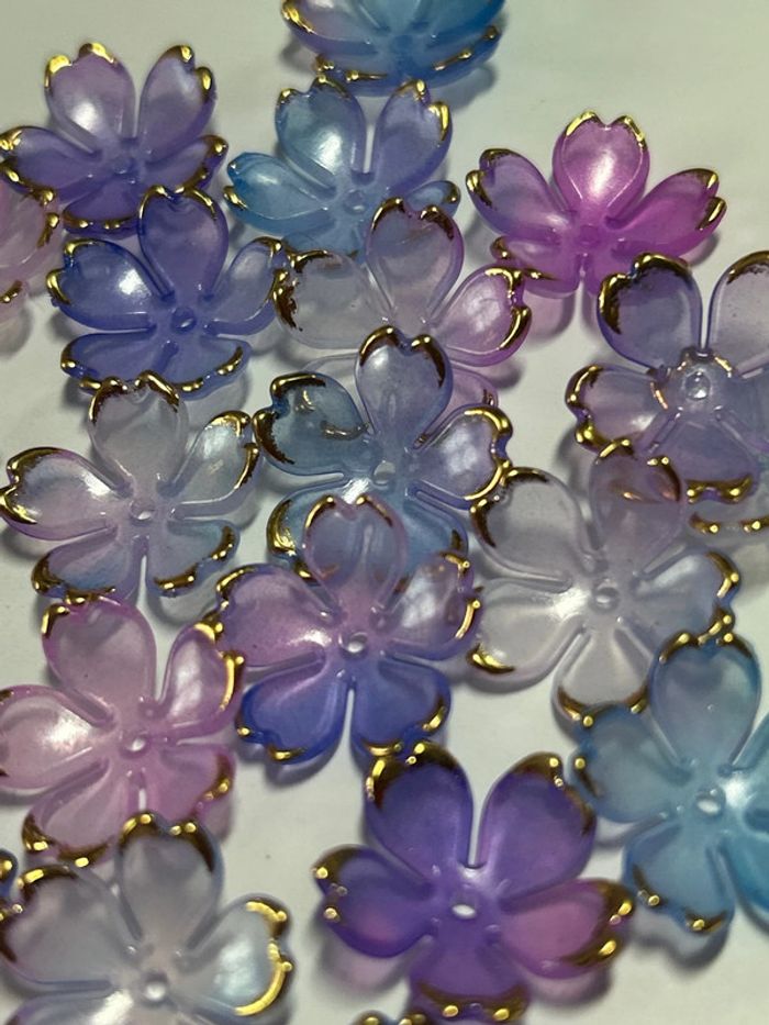 B14, 26 perles fleurs de cerisiers 19mm - photo numéro 2