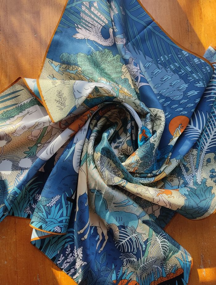 Foulard 90 animaux dans la forêt bleu - photo numéro 2