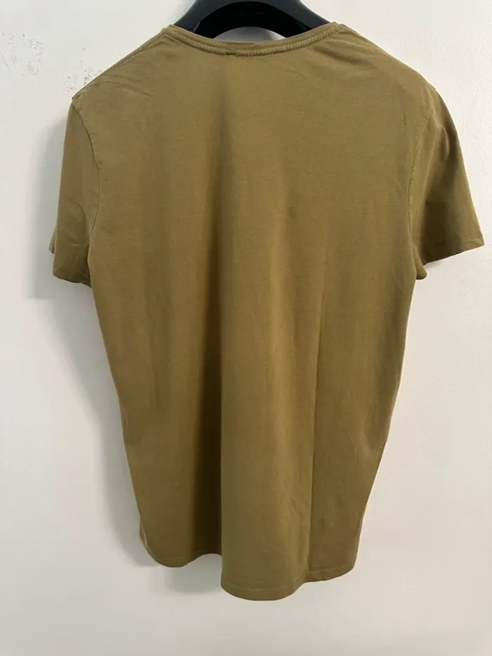 T-shirt homme Monoprix vert olive kaki - photo numéro 2