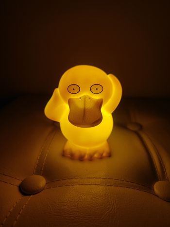 Lampe veilleuse pokémon Psykokwak 