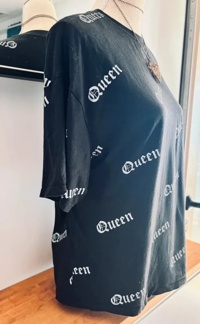 🌸 tee shirt noir à l’effigie de « queen » taille 36 38 s m #jennyfer - photo numéro 2