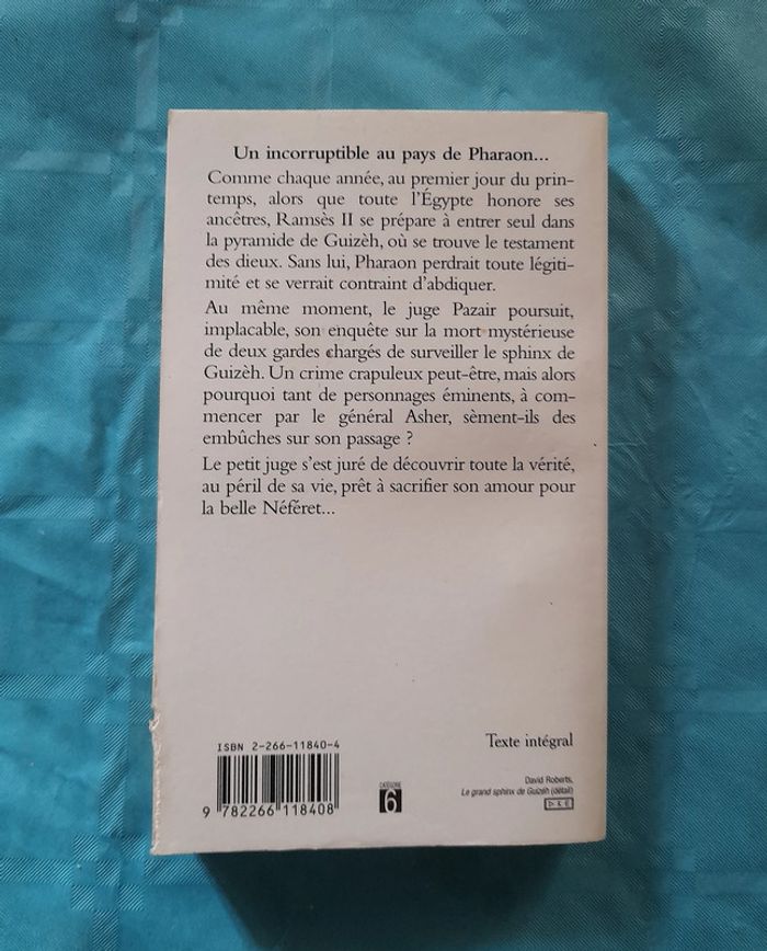 Le juge d'Egypte T1 La pyramide assassinée de Christian Jacq Ed. Pocket - photo numéro 2