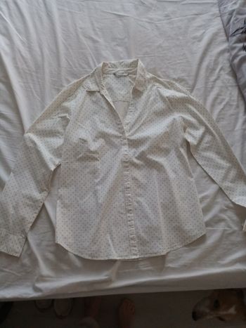 Chemise à pois noir