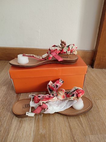 Sandales neuve