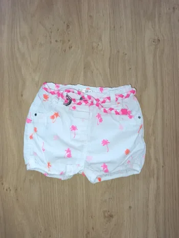 Short 9 mois