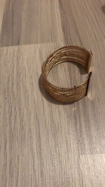 Bracelet